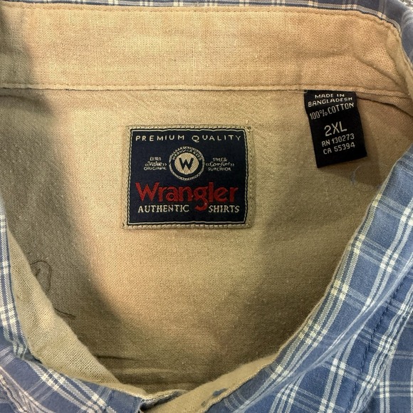 Wrangler Authentic Men's 2XL Plaid Short Sleeve Button Down Shirt Blue Cotton - Picture 4 of 7